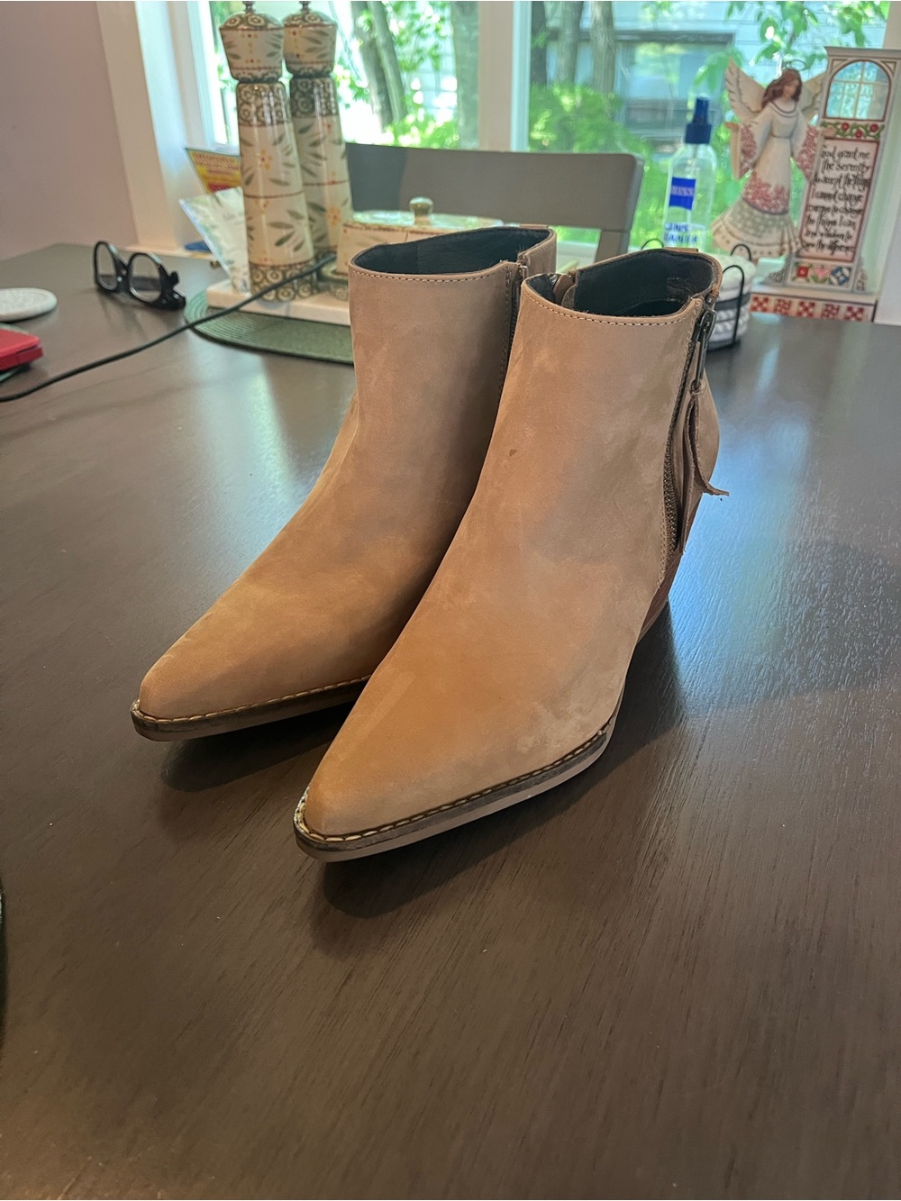 Artisan Vellyn Brown Suede Ankle Boots by Zigi~Size 11